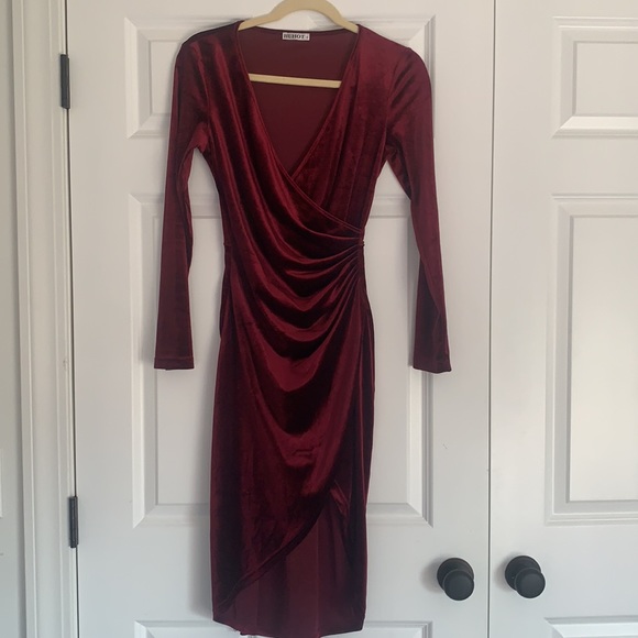 HuHot velvet bodycon ruched cocktail dress - Picture 3 of 5